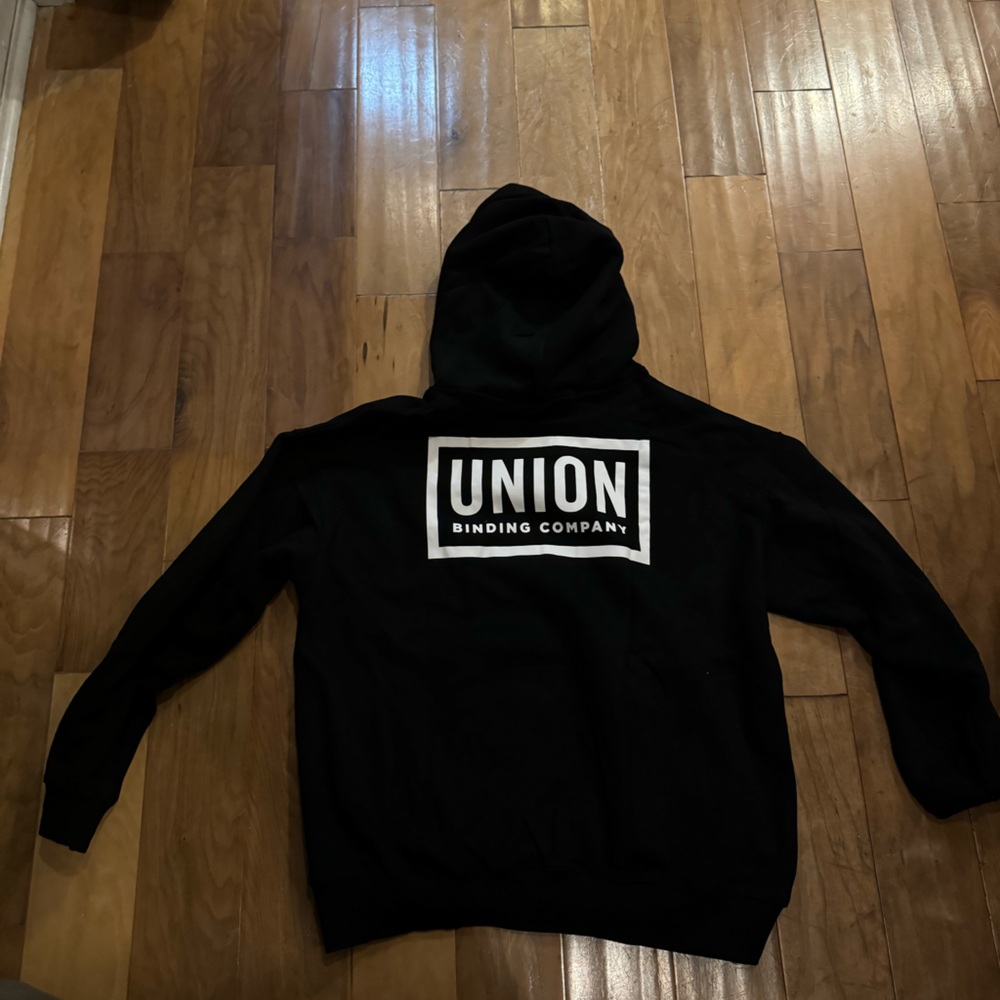 Black union binding co xxl sweatshirt. Ordered it and didn’t like the fit